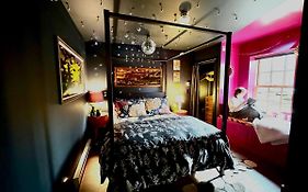 The Disco Den On Toad Road